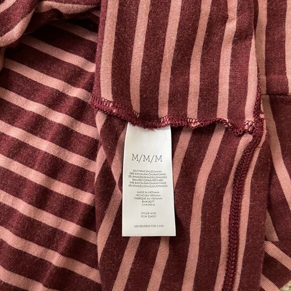 Cabi Scoop Tee size medium - Picture 9 of 11